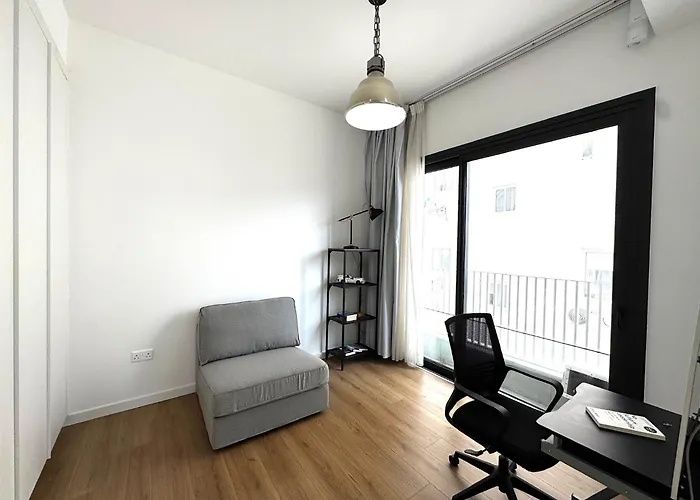 Wealthystays Premium * Nikósie