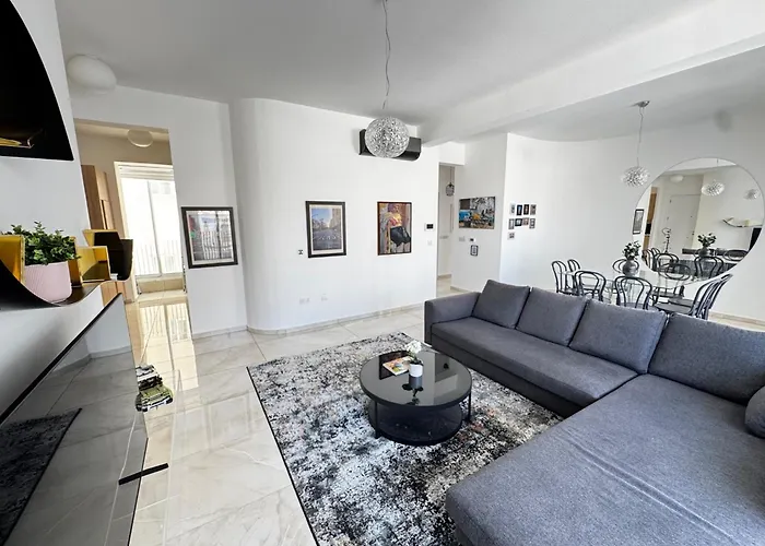 Wealthystays Premium Nikósie