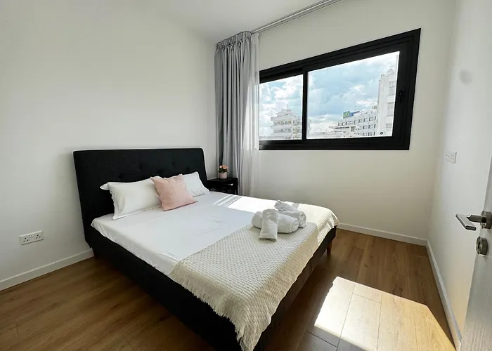 Wealthystays Premium Apartmán *