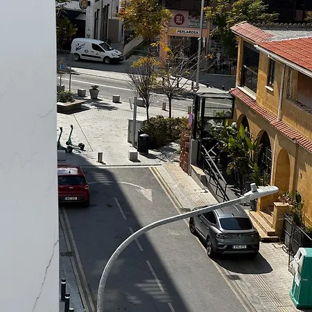 Lägenhet Wealthystays Premium *