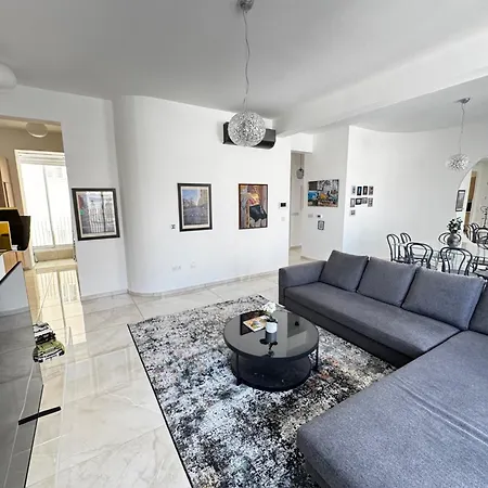 Wealthystays Premium Nicosia