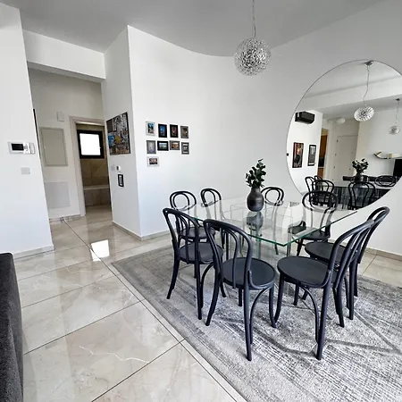 Wealthystays Downtown Premium Appartement